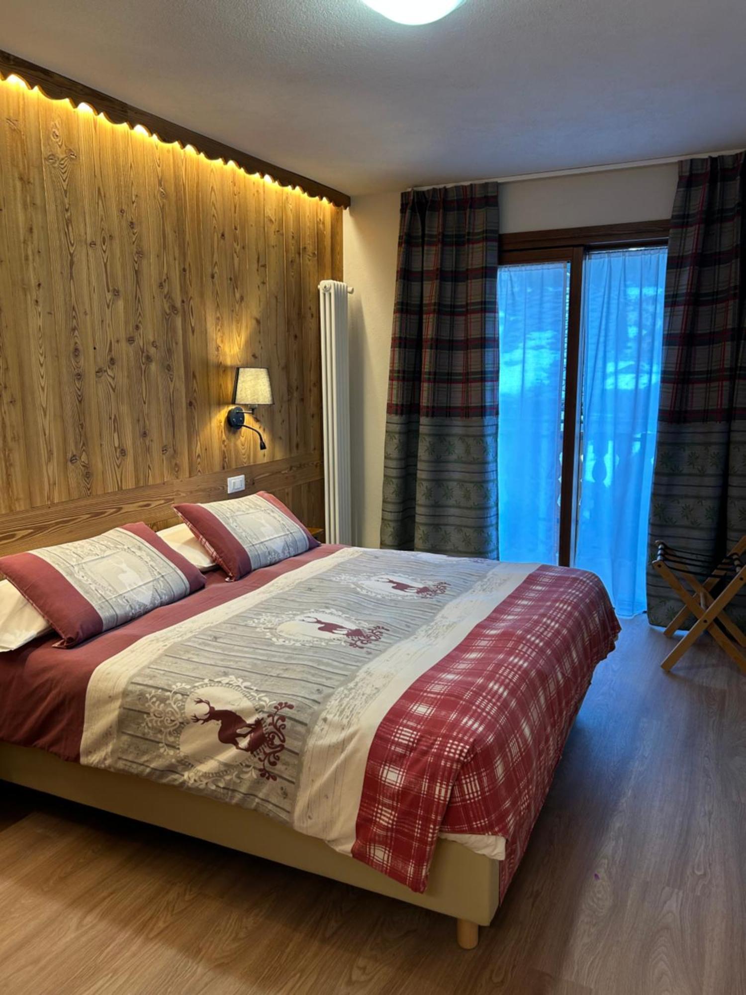 Hotel Edelweiss Pré-Saint-Didier Εξωτερικό φωτογραφία