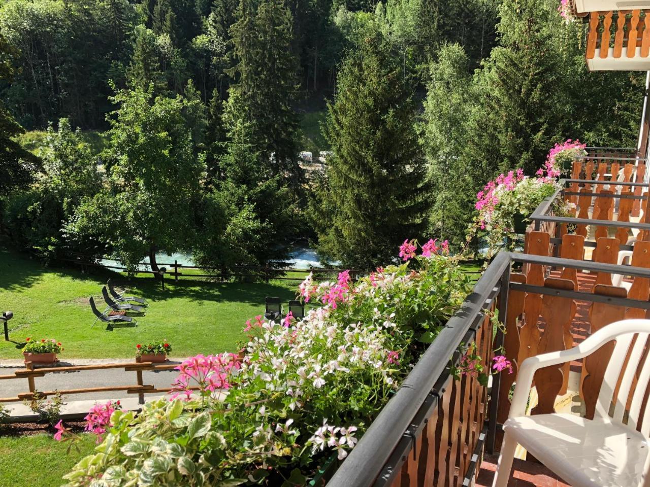 Hotel Edelweiss Pré-Saint-Didier Εξωτερικό φωτογραφία